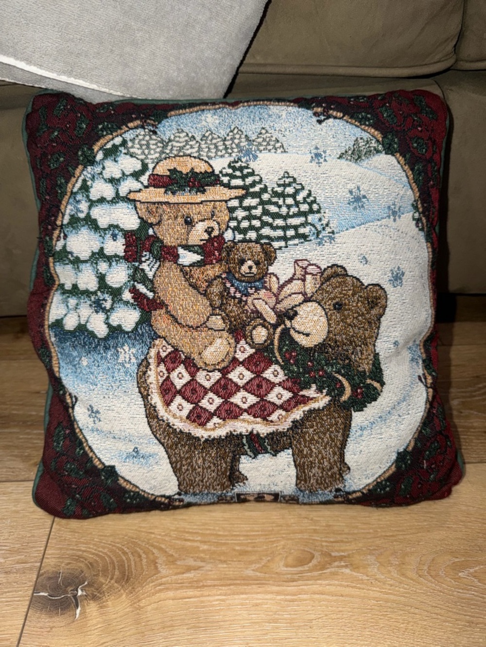 Bainbridge‎ Bears Teddy Bears Christmas Festive Tapestry Throw Pillow 15x15